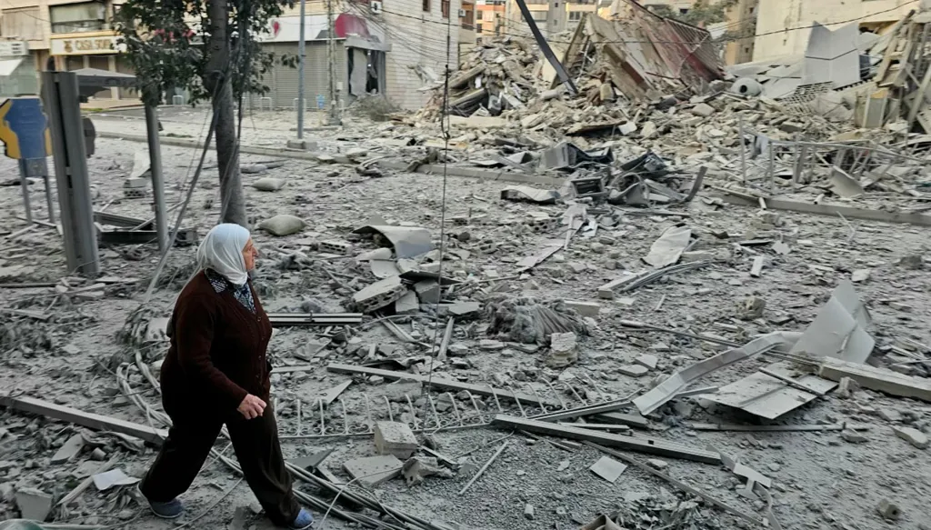 الجهود الدبلوماسية لإنهاء الحرب في لبنان... "استياء إسرائيلي" من اقتراح باريس