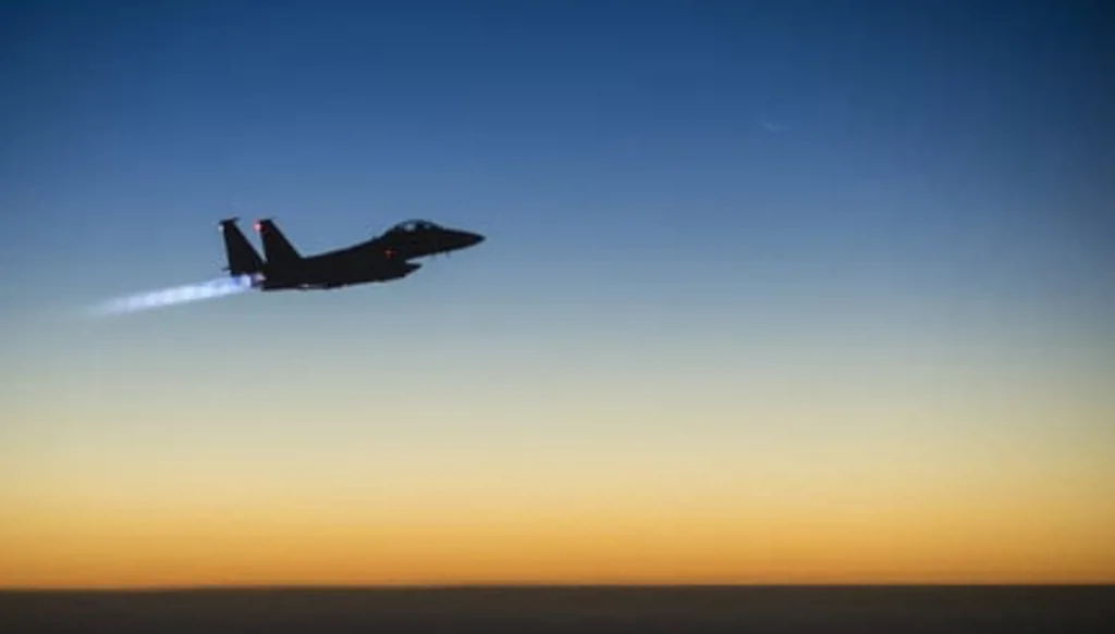 "عين الصقر" تنطلق في سوريا: غارات أميركية واسعة على داعش واستهداف عشرات المواقع