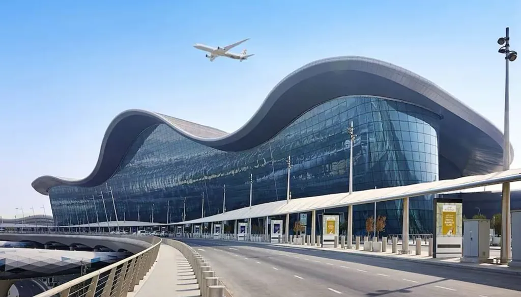 157 مليون مسافر عبر مطارات الإمارات خلال 2025 بنمو 6.1%