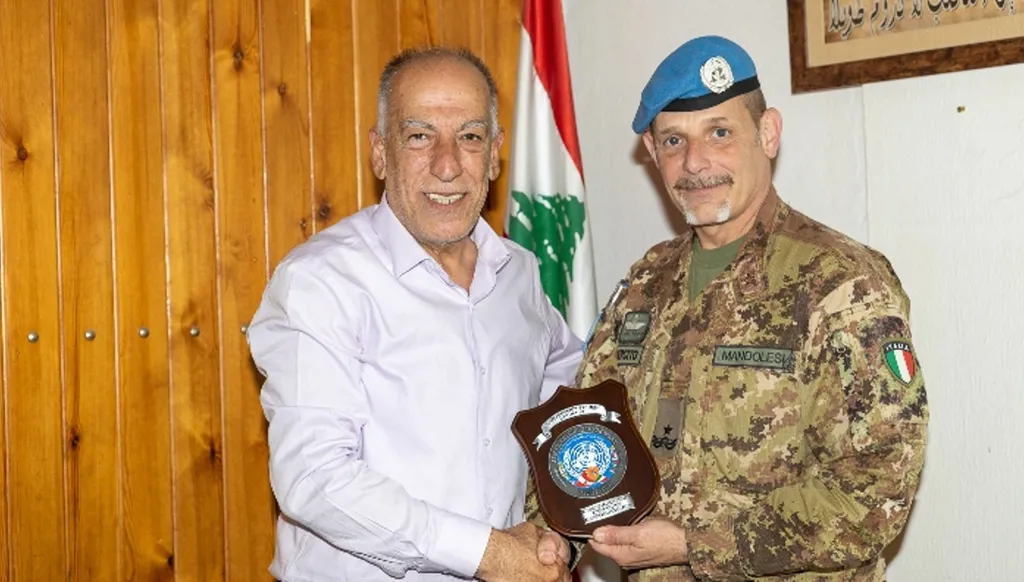 قائد القطاع الغربي في اليونيفيل: مستمرون بدعم الجيش اللبناني
