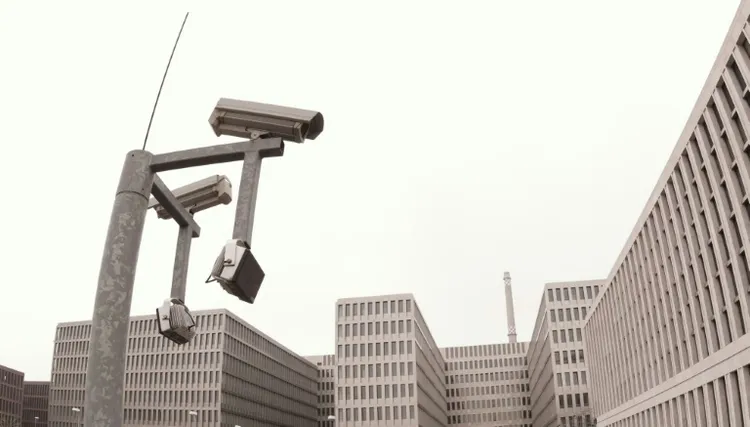 الأكثر إثارة للقلق هو التوسع الكبير في أدوات المراقبة الداخلية والخارجية (أ ف ب)