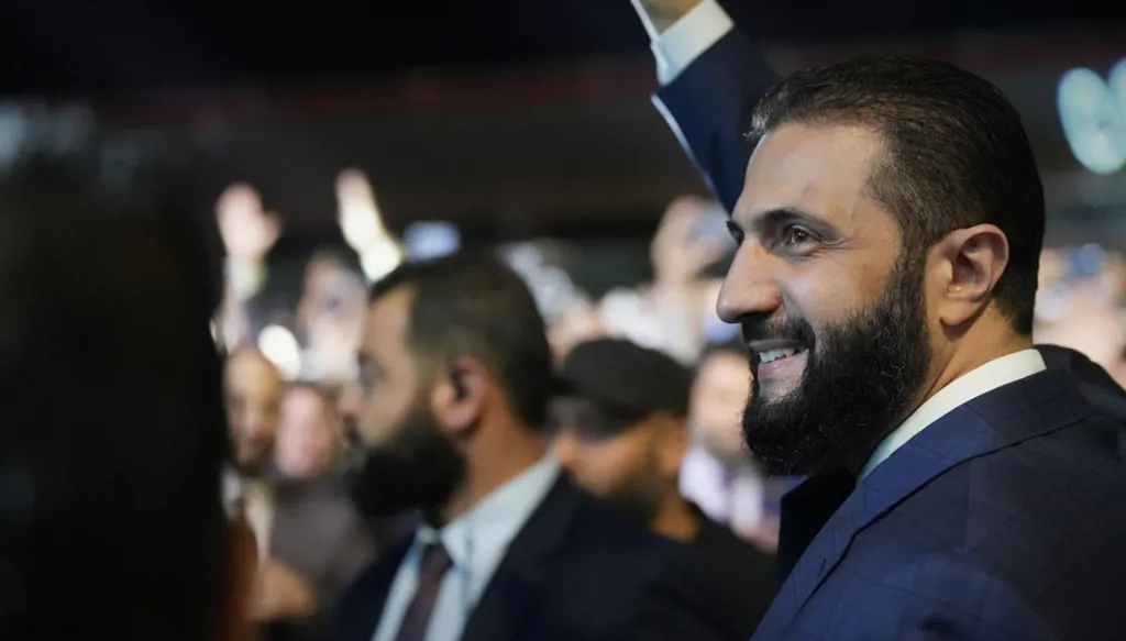 الشرع: سوريا لم تعد معزولة ووحدة الشعب أساس لإعادة بنائها