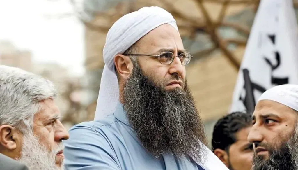 الشيخ أحمد الأسير.