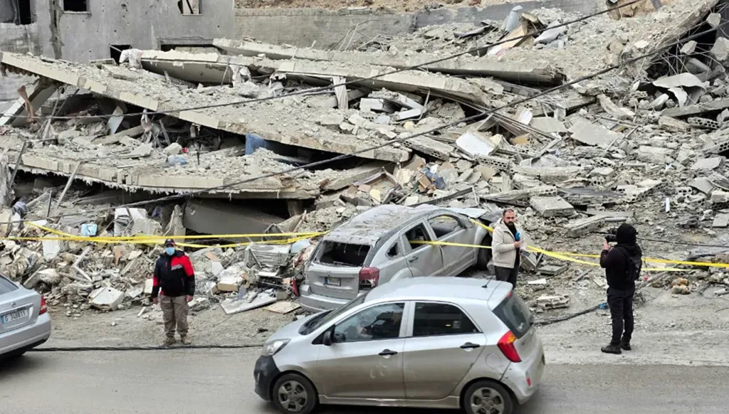 Israeli strikes devastate border towns in southern Lebanon, homes reduced to rubble