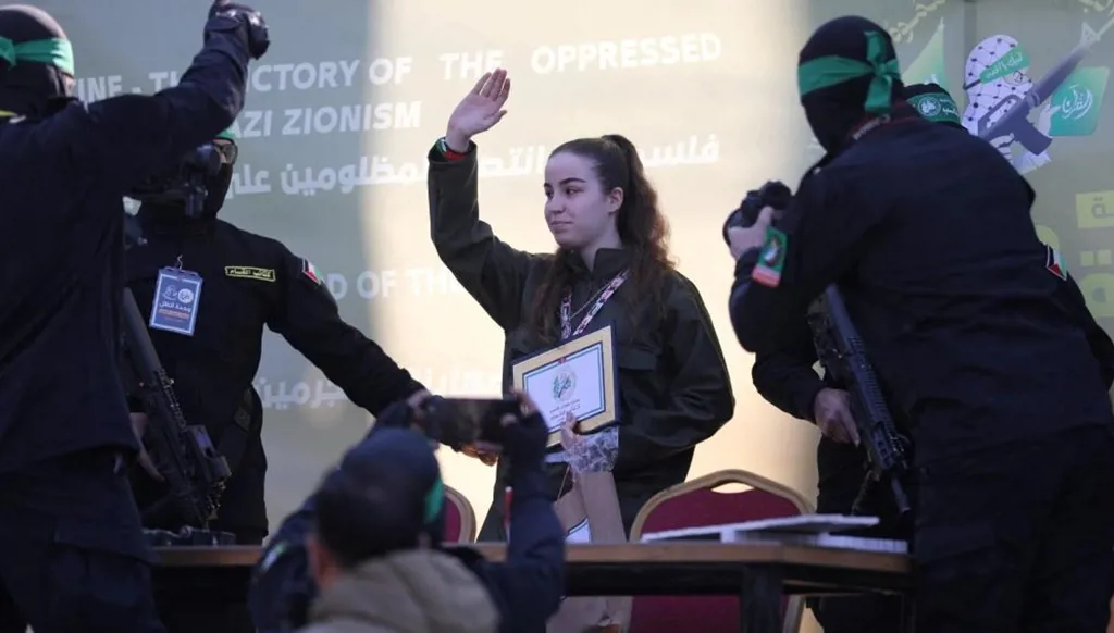 عملية تبادل رهائن جديدة بين إسرائيل و"حماس"... إطلاق 110 أسرى فلسطينيين
