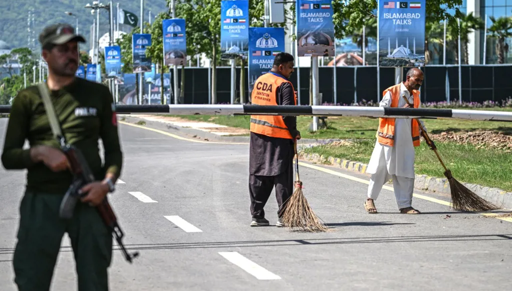 بين الحصار الأميركي والموقف الإيراني... غموض يلُف الجولة الثانية من المفاوضات
