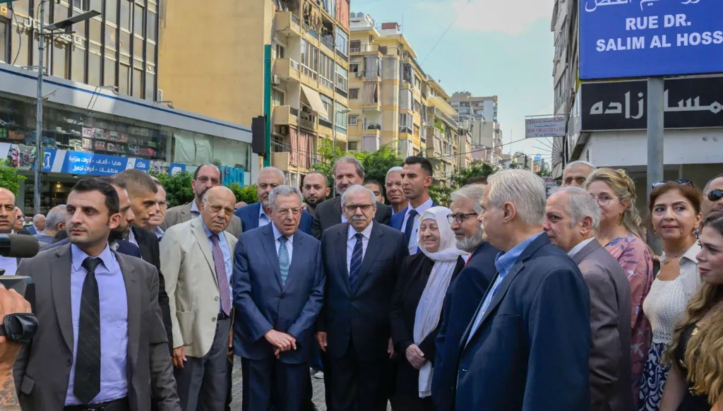 شارع باسم سليم الحص في بيروت... سلام: أعاد النُبل إلى الحياة السياسية