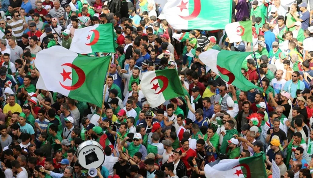 الولايات المتحدة تخشى رواد مدرجات المونديال!