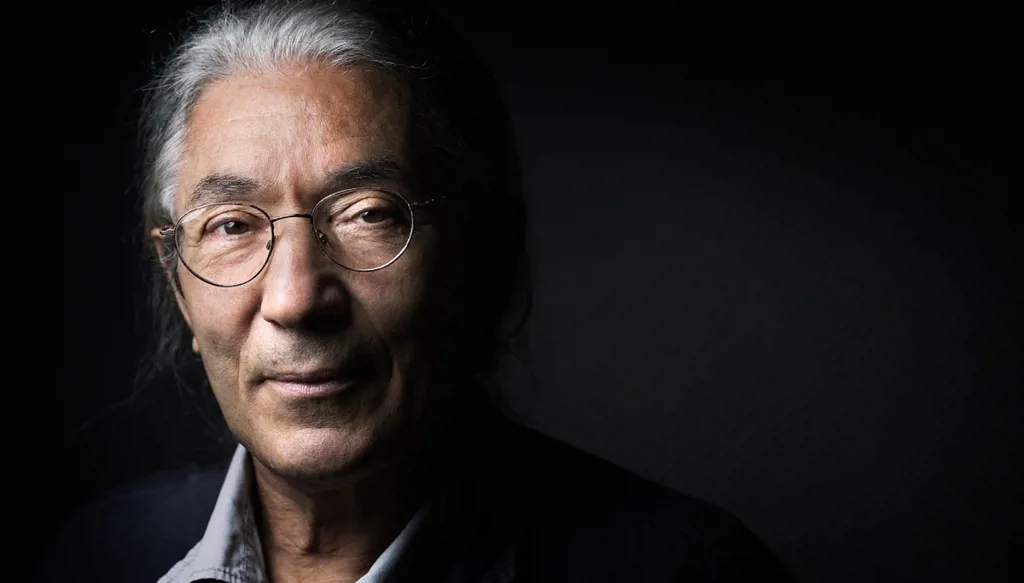 نيابة الجزائر تستجوب الكاتب بوعلام صنصال وتصدر مذكرة توقيف بحقه