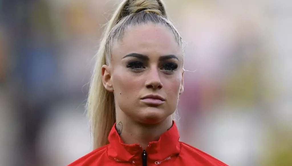 بعد اقتحام منزلها... أليشا ليمان تطلب من اللصوص شيئاً غير متوقع