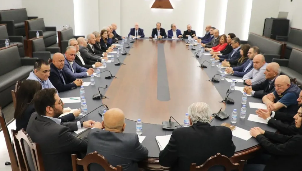 حزب الكتائب: لبنان ليس ورقة بيد طهران ولن يكون