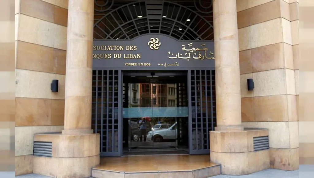 عندما يتم الاعتراف: أزمة لبنان نظامية