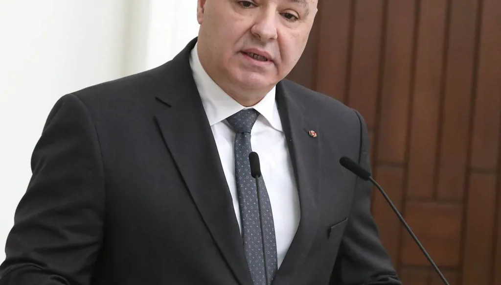 عون: تورط جهات حزبية في مخطط تخريبي بالكويت مدان