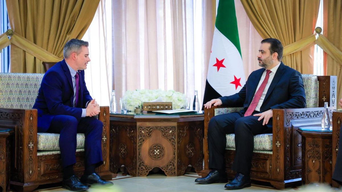 الشيباني يلتقي السفير الكندي في سوريا (الخارجية السورية)