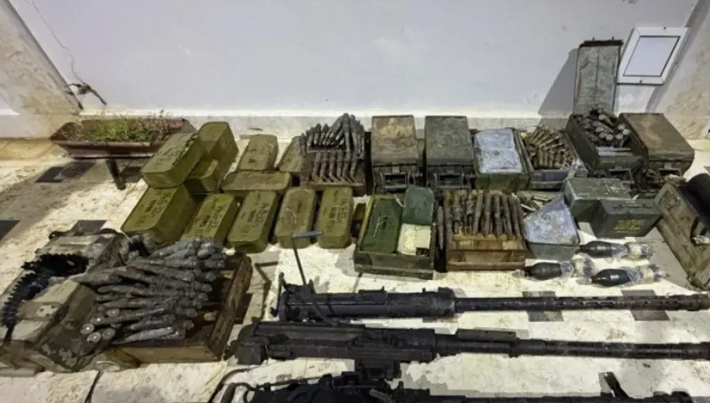 Syrian security forces arrest armed militant, seize weapons in Latakia