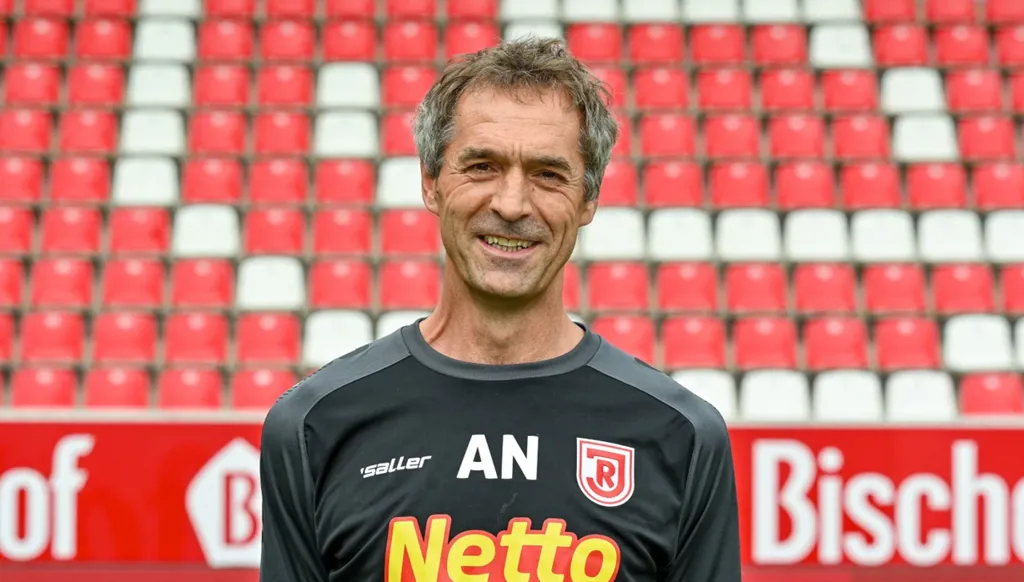 من هو الطبيب الألماني أندرياس هارلاس نوكينغ الفائز بجائزة "فيفا" للعب النظيف لعام 2025؟