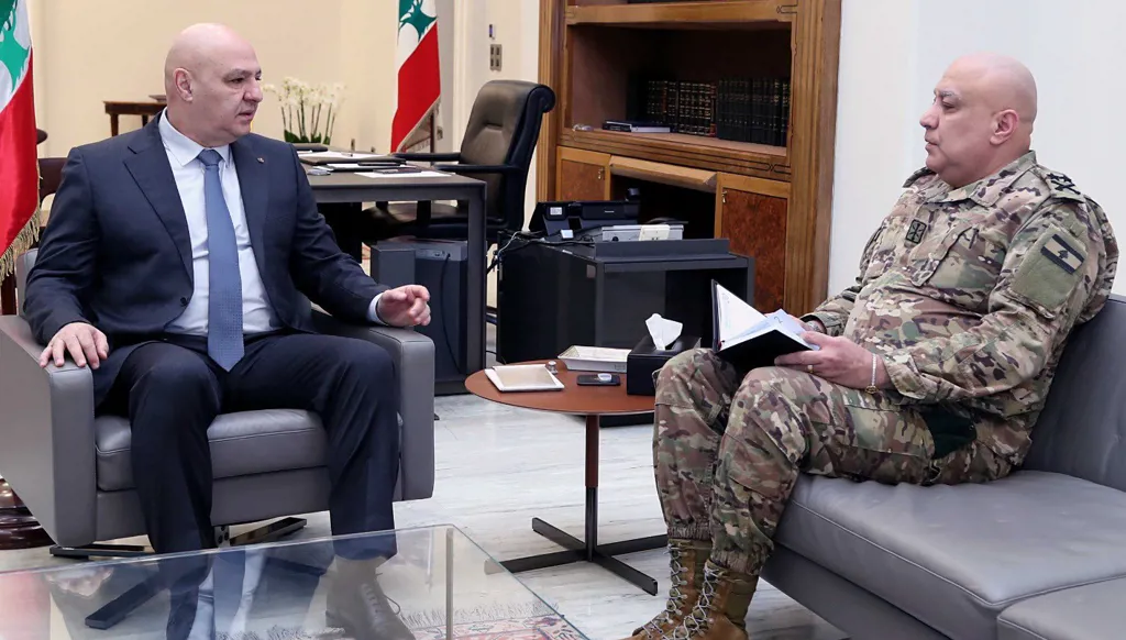 طلبٌ من الرئيس عون لقائد الجيش اللبناني... واتصال مع زيلينسكي