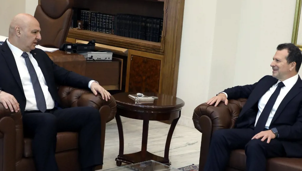 عون: لضرورة إنشاء وزارة لشؤون التكنولوجيا في أقرب وقت ممكن
