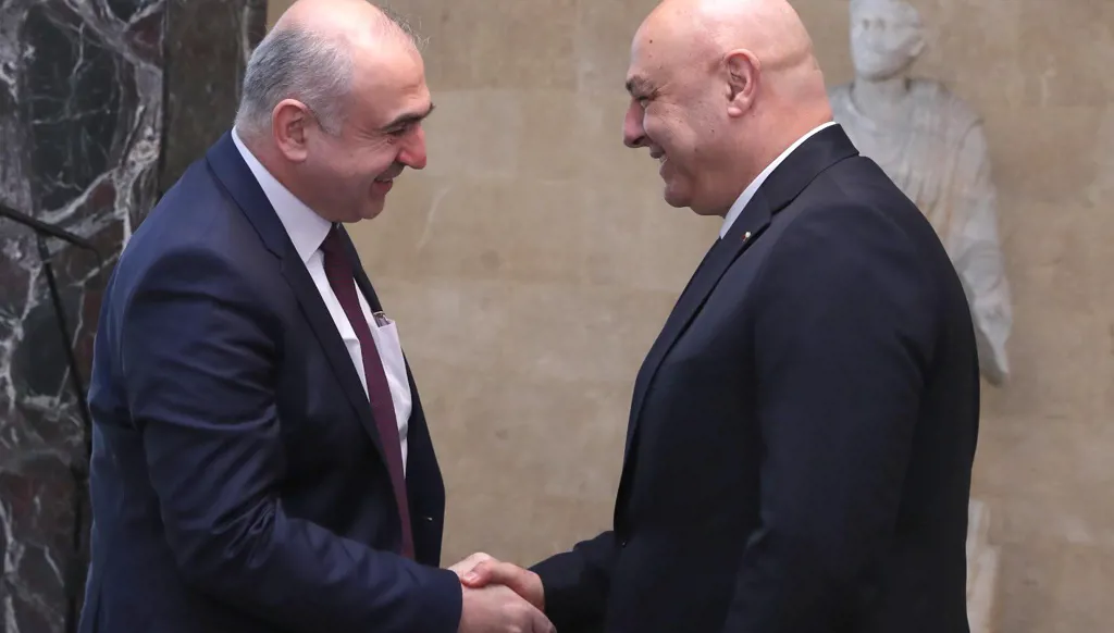 الرئيس اللبناني: الإصلاحات ستكون من أولويات الحكومة الجديدة