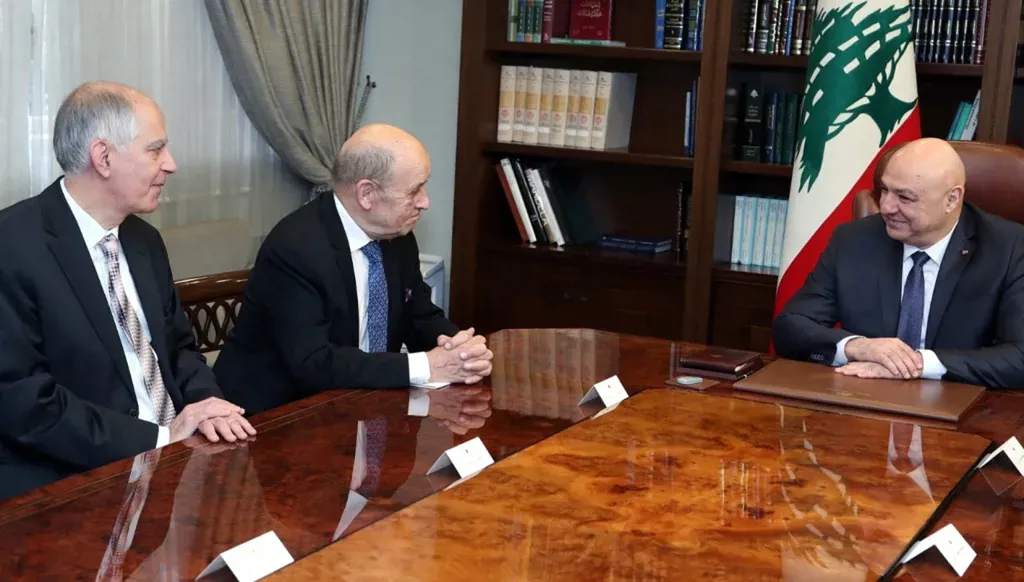 تقليل من أهمية اجتماع باريس