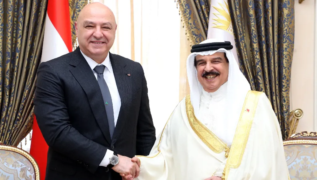 ماذا يعني تعيين بعثة دائمة للبحرين في لبنان؟