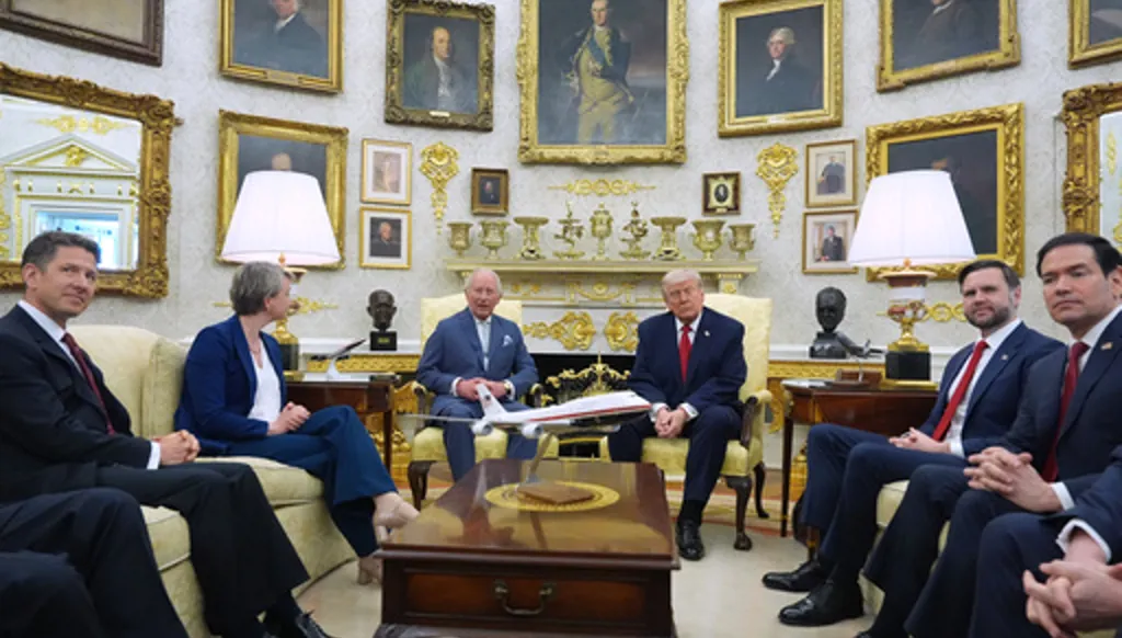 President Donald Trump and Britain's King Charles III meet in the Oval Office of the White House, Tuesday, April 28, 2026, in Washington, during a State Visit, with Britain's Ambassador to the U.S. Christian Turner, Britain's Foreign Secretary Yvette Cooper, Vice President JD Vance and Secretary of State Marco Rubio. (AP Photo/Alex Brandon)