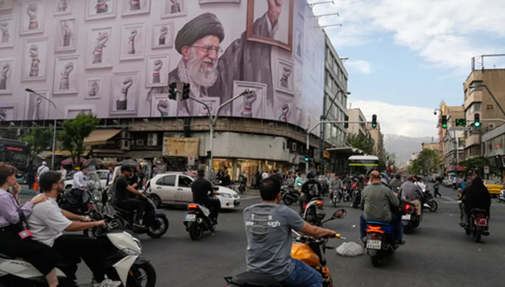 US standoff with Iran deepens and strait remains closed after Trump rejects latest proposal
