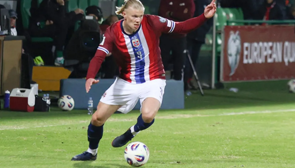 FILE - Norway's Erling Haaland controls the ball during a Group I, World Cup qualifier soccer match between Moldova and Norway at the Zimbru stadium in Chisinau, Moldova, Saturday, March 22, 2025. (AP Photo/Aurel Obreja, File)
