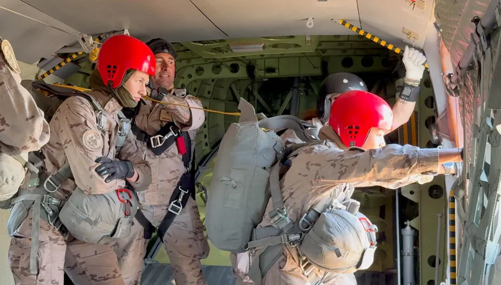 La princesse Leonor d'Espagne fait l'histoire avec un entraînement au parachutisme, selon des rapports