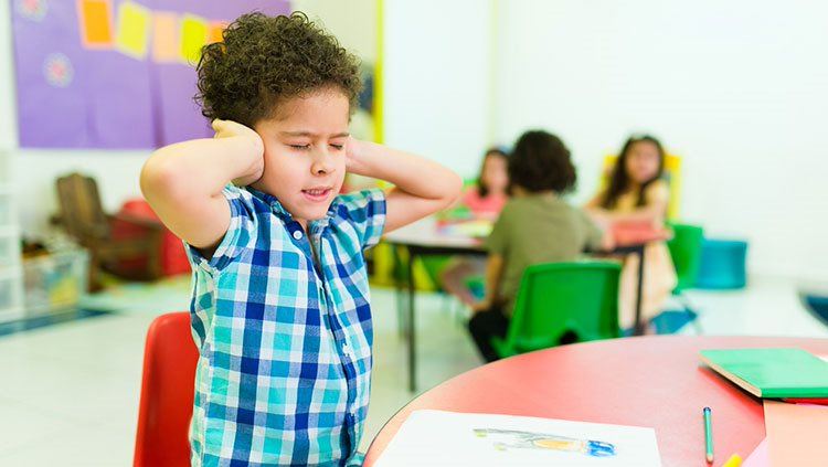 في شهر التوعية حول التوحّد... 5 علامات تدل إلى الحالة