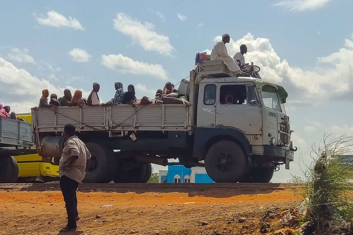 "الدعم السريع" يدخل سنجة... الجيش السوداني صامت وحرب الجسور تعود