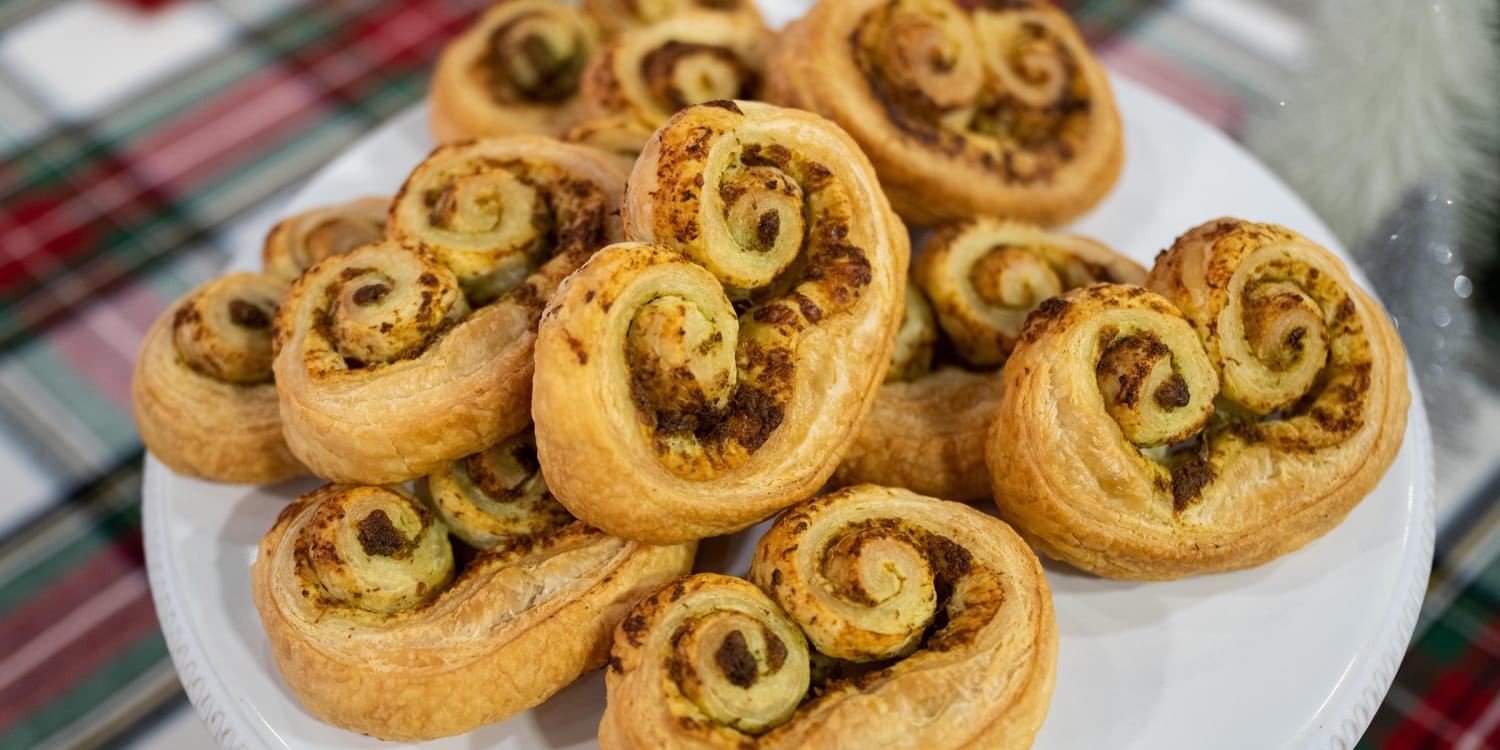 معجنات الطماطم والبيستو... فاجئوا ضيوفكم بها