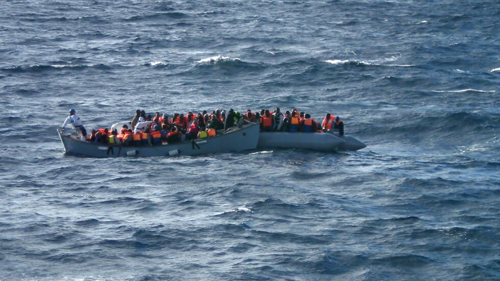 خبراء يحذرون من خطورة الإبحار في مياه المتوسط