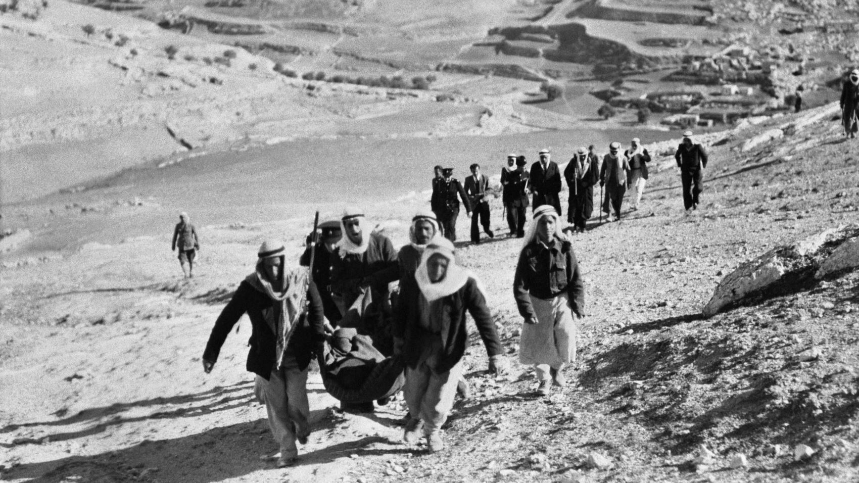 نقاش في تجارب الكفاح المسلح العربية في واقعها وتخيّلاتها