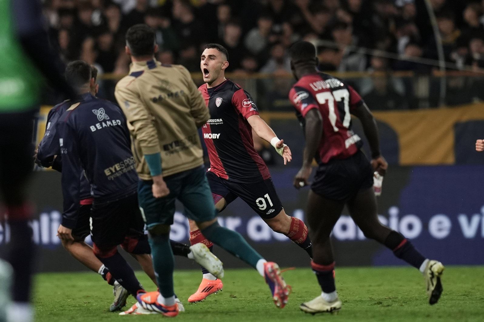 كالياري يحقق فوزه الأول هذا الموسم في الدوري الإيطالي على حساب بارما