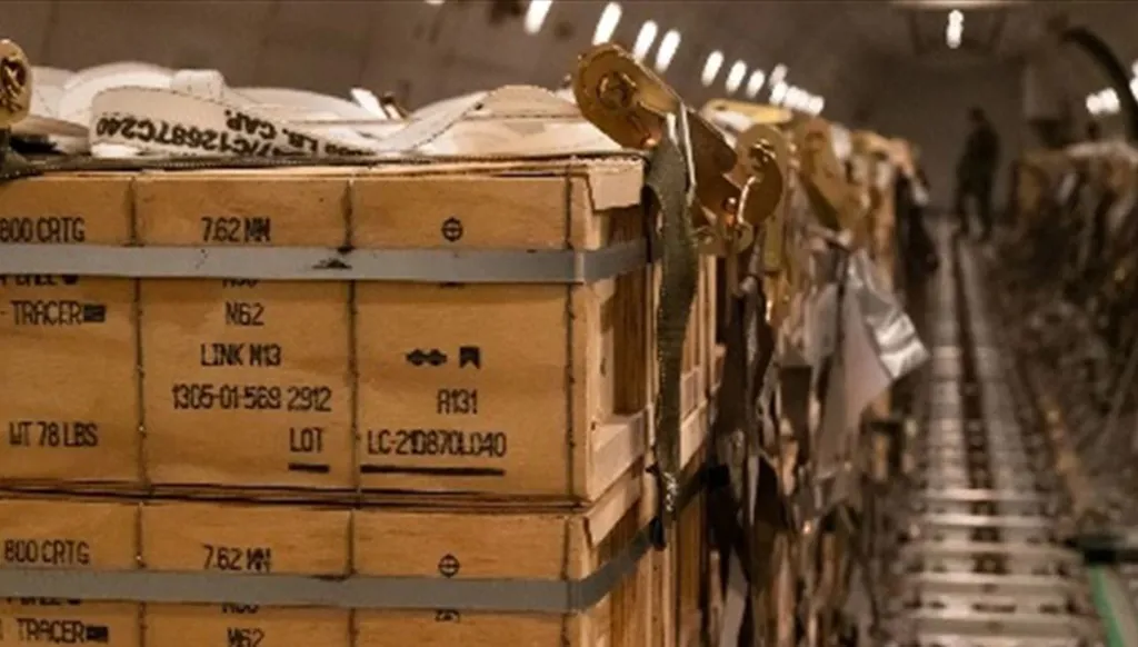 صحيفة: إدارة ترامب تتواصل مع شركات سيارات للمشاركة في إنتاج الأسلحة