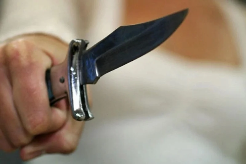 السلاح الأبيض (مواقع).