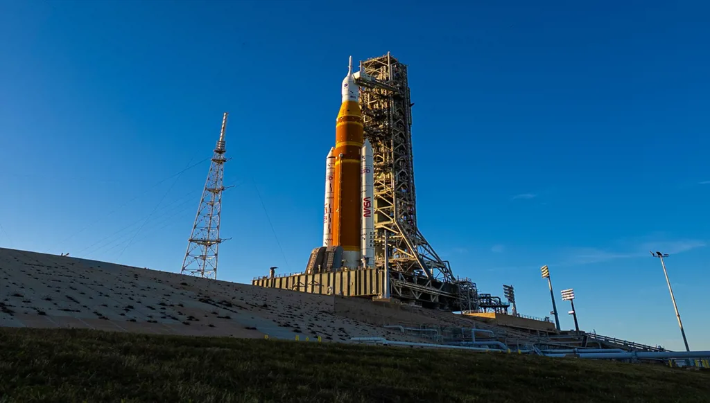 ناسا تختبر بنجاح إطلاق المهمة أرتميس 2 نحو مدار القمر