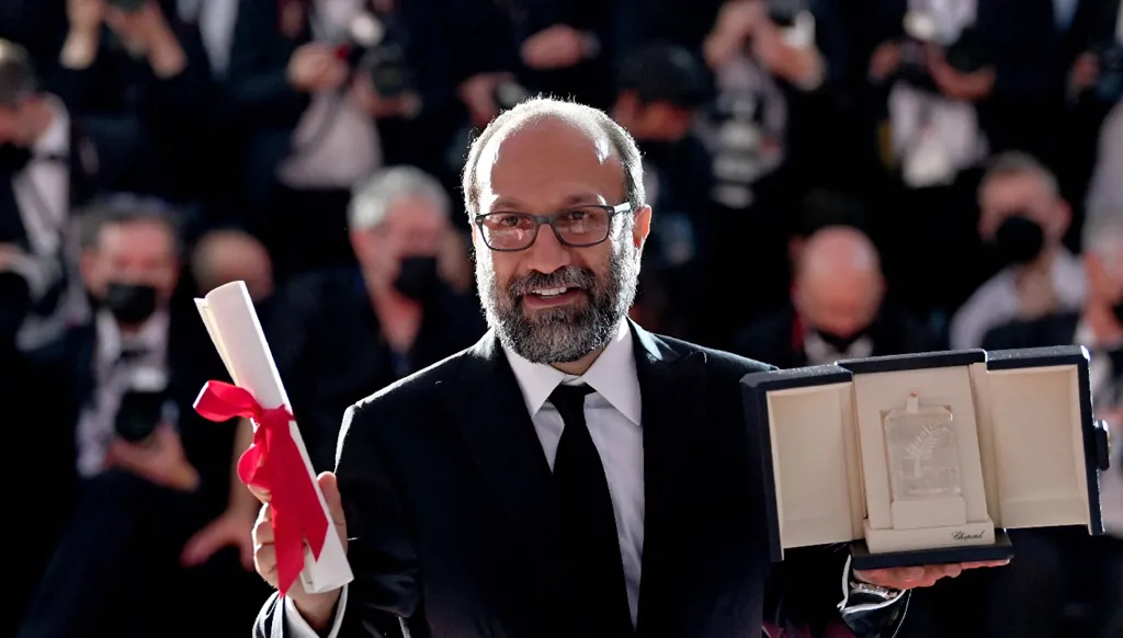 أصغر فرهادي يعيد إشعال شغفه الفرنسي في مشروع سينمائي واعد