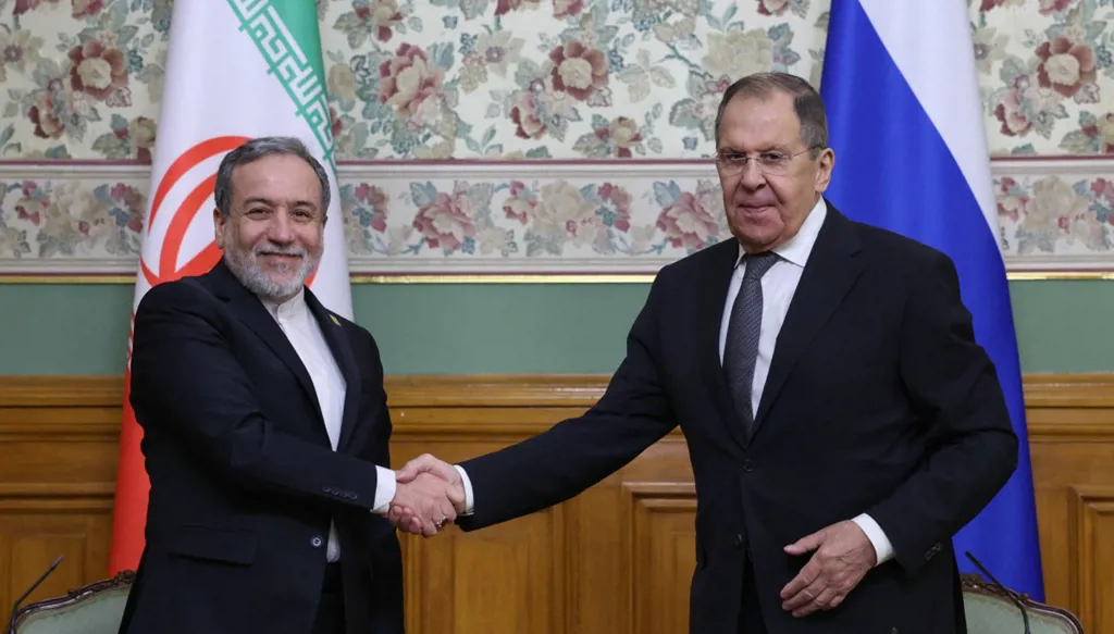 لقاء إيراني – روسي في موسكو... عراقجي: لا استعداد عند الأميركيين للتفاوض