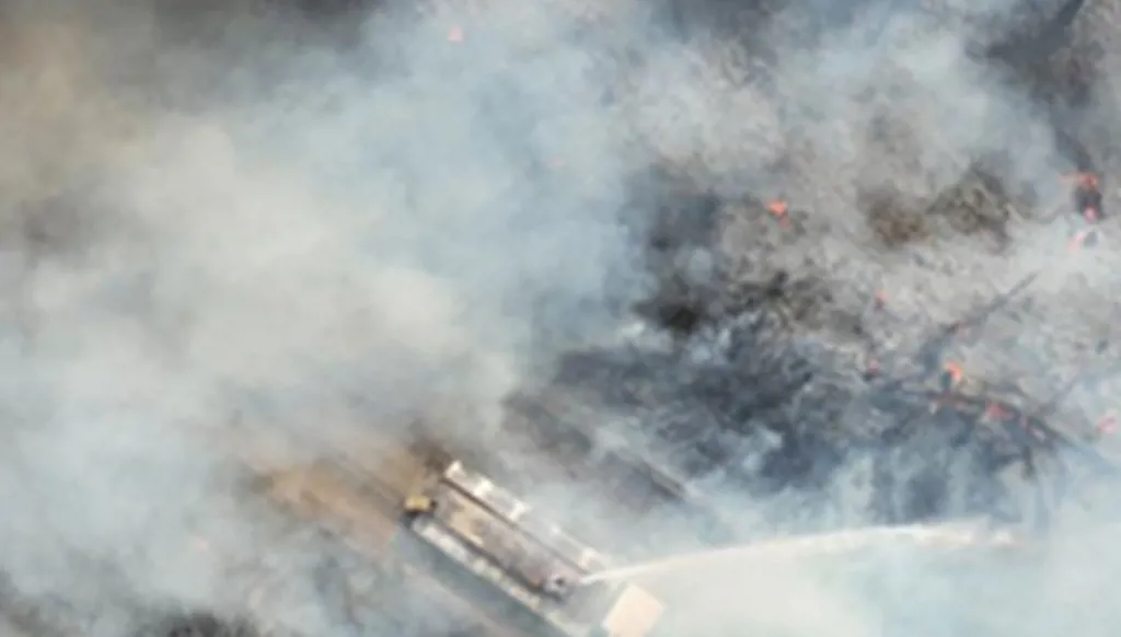 إجلاء آلاف الأشخاص في مقاطعة مانيتوبا الكندية بسبب حرائق الغابات