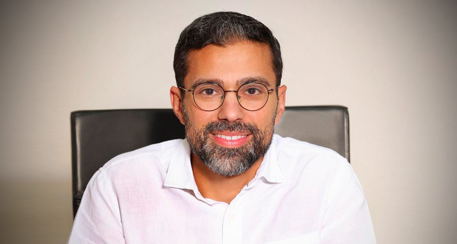 الدكتور روي مطران