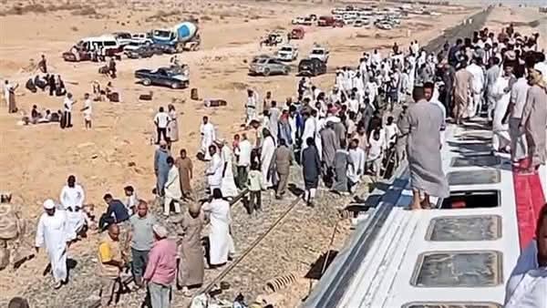 إسعاف الجرحى في موقع الحادث (مواقع)