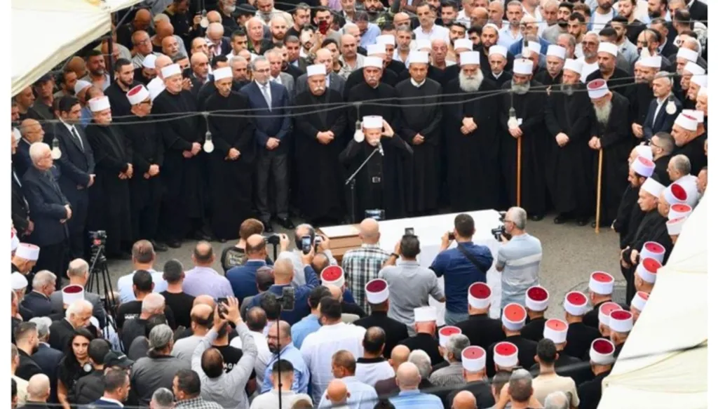 شيخ العقل مشاركاً في تشييع طليع حمدان: شقّ بشعره طريقَ الكرامةِ والوحدة الوطنية
