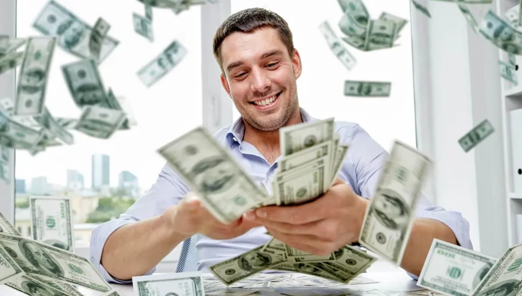 اشترى بيتاً بـ500 ألف دولار واليوم صار مليونيراً! تعرّف إلى "مليونيرات الصدفة" في دبي