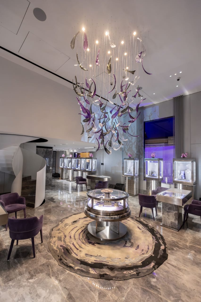 صورة للبوتيك الجديد (النهار).