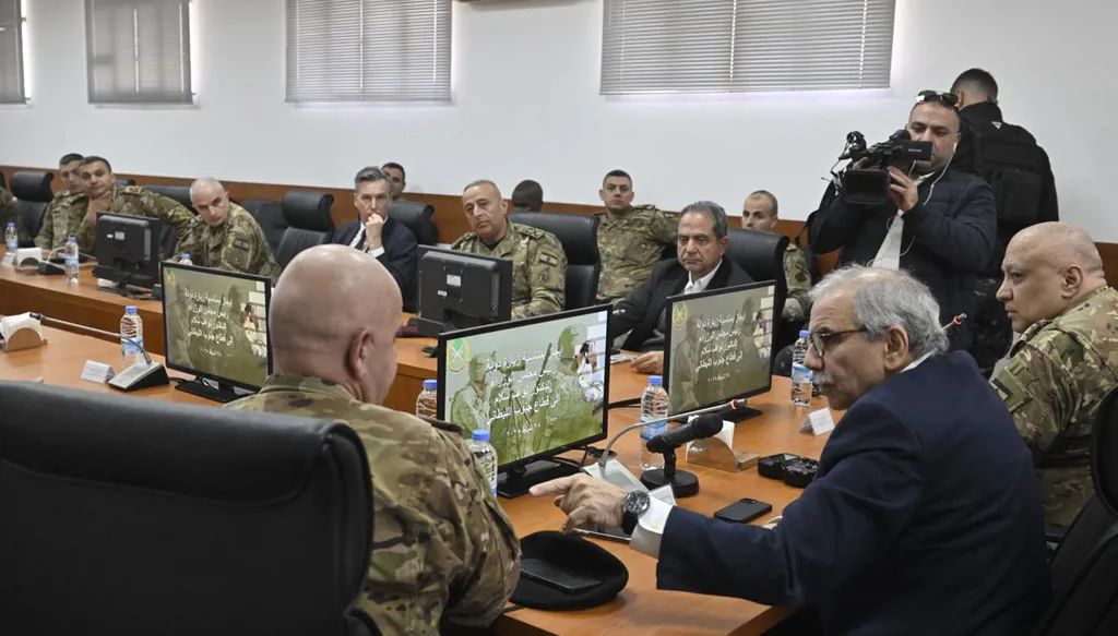 سلام من الجنوب: الجيش اللبناني مكلّف بالدفاع عن الوطن... ولن نقبل بسيادة منقوصة