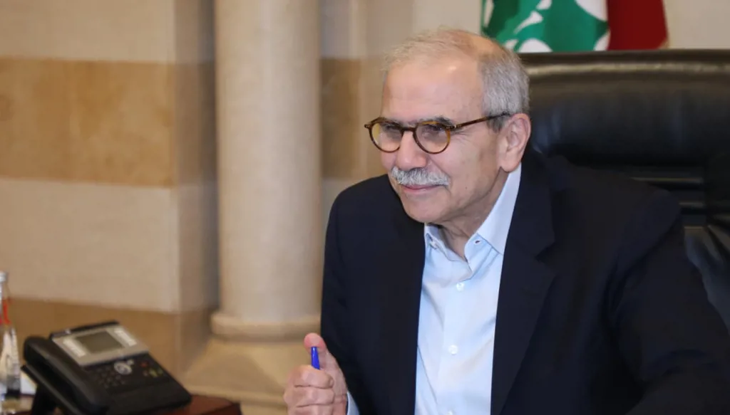لقاء وزاري تشاوري في السرايا يضمّ وزراء الداخلية والدفاع والعدل