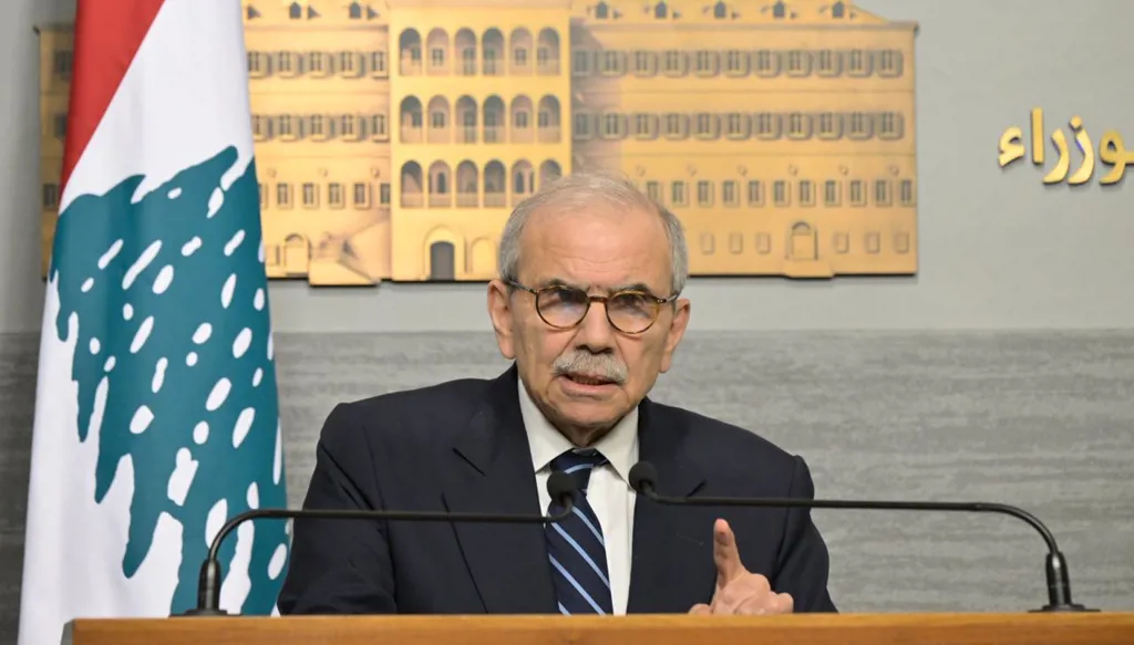 الشعب يريد نواف سلام