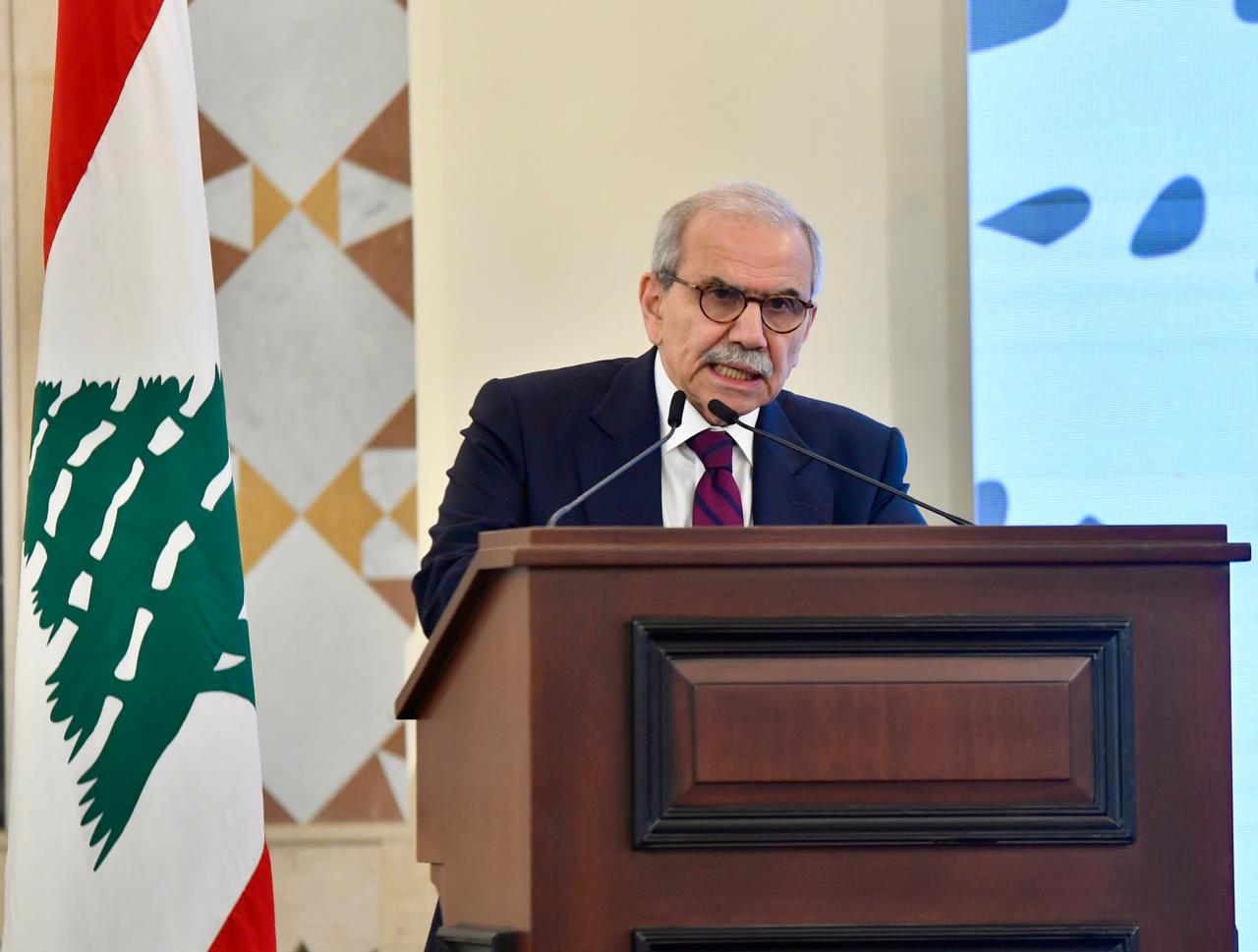 نواف سلام (حسام شبارو).